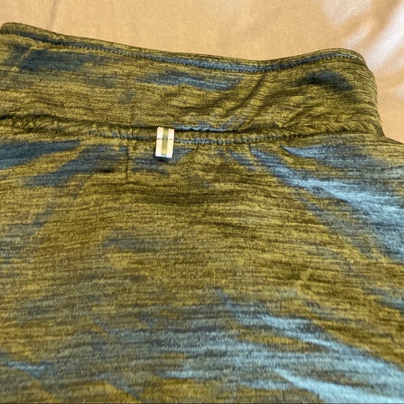 Green Reebok active sweater - Picture 8 of 8